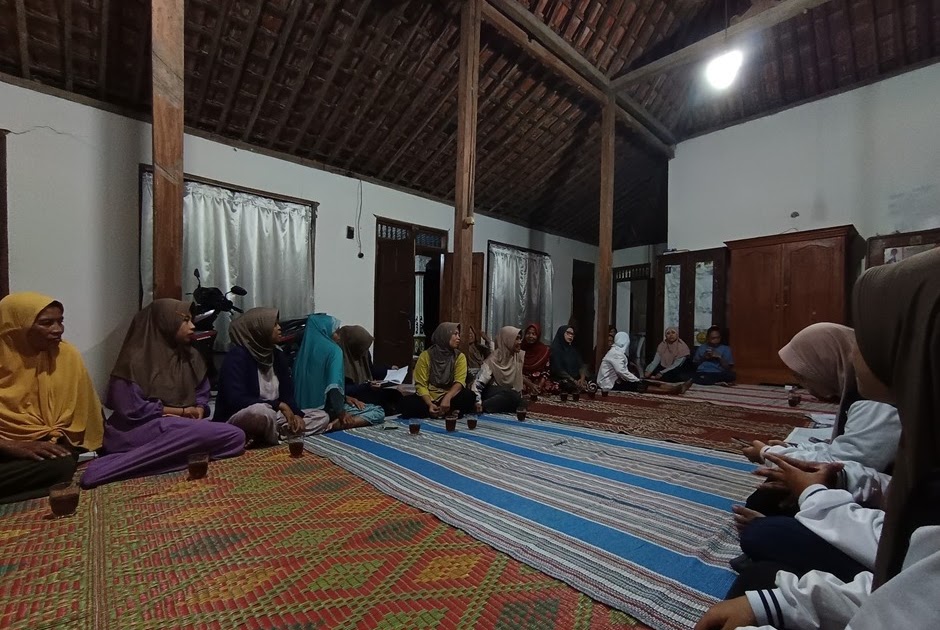 Mahasiswa KPM STAIMAS Wonogiri Bangun Sinergi dengan Warga, Hadiri Pertemuan PKK Kedungrejo