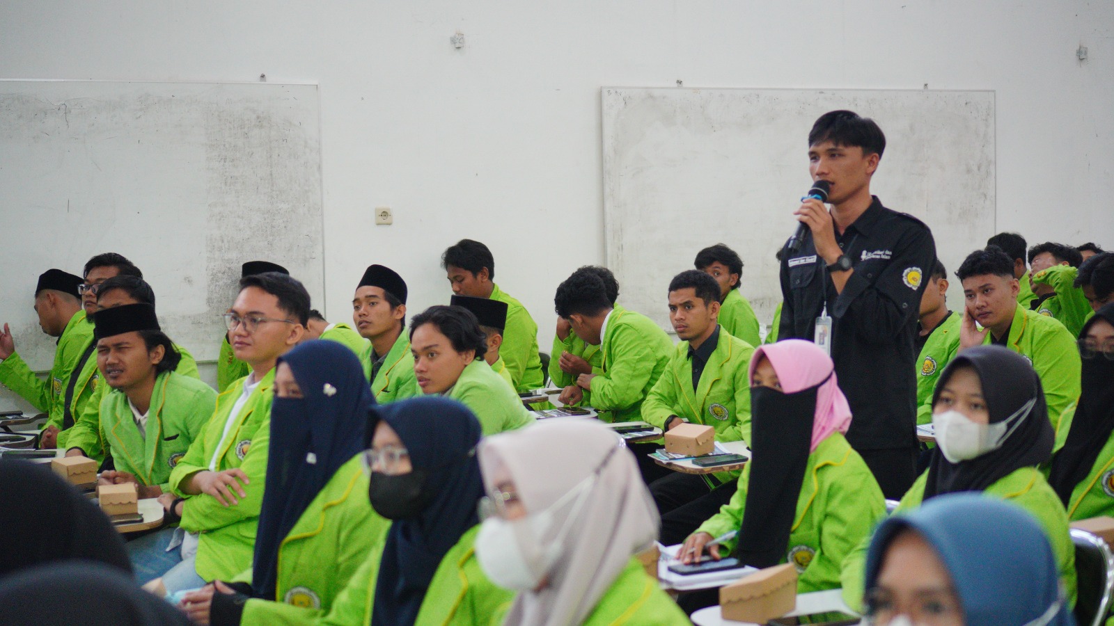 Belajar Bercerita dari Desa, Mahasiswa KPM 07 STAIMAS Wonogiri Dibekali Keterampilan Videografi dan Fotografi